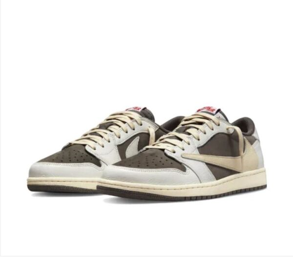 Jordan 1 Retro Low OG SP Travis Scott Reverse Mocha